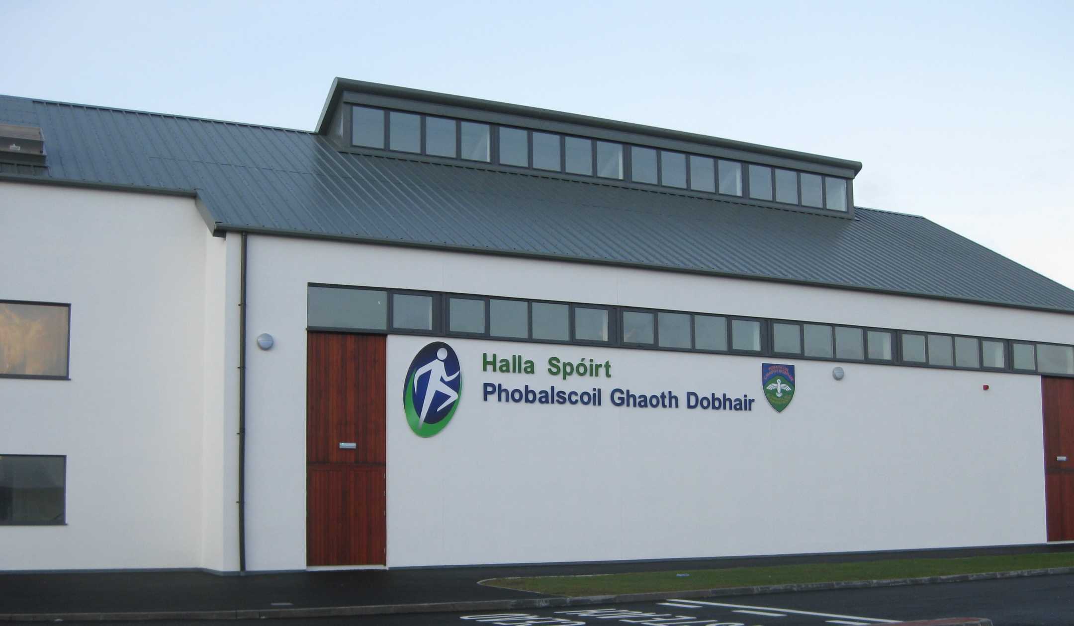 Pobalscoil Ghaoth Dobhair Pe Hall